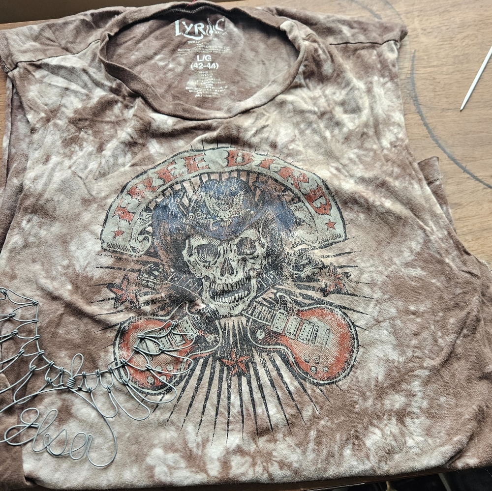 FREE BIRD Sleeveless Tee Sz. L